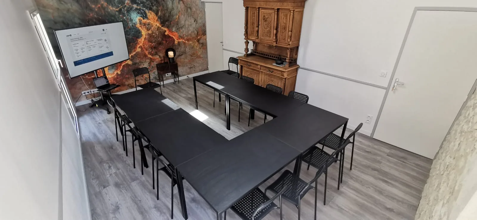 La salle de réunion de 24 places